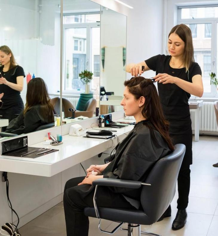 Salon-parikmaherskih-uslug